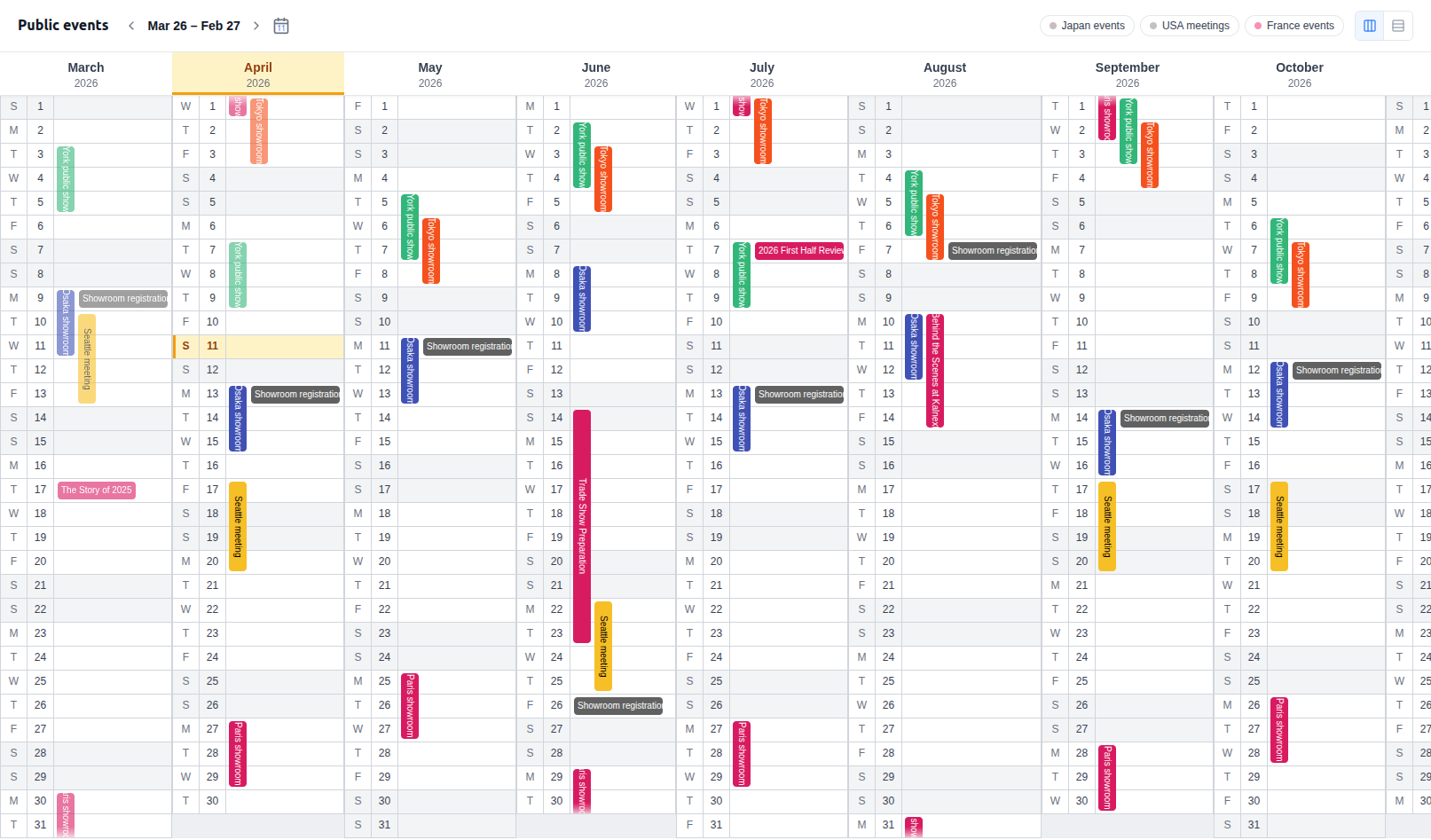 Shared yearly calendar in vertical layout