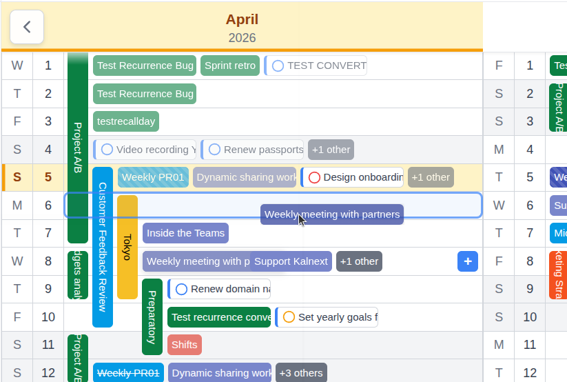 Drag and drop rescheduling of an event on the Kalnext yearly planner